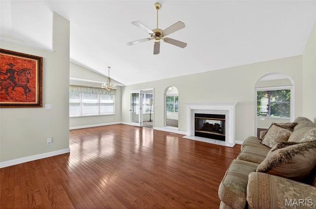 520 Woodview Meadows Court, Wentzville, MO 63385