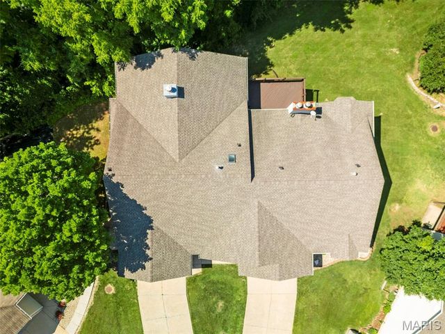 520 Woodview Meadows Court, Wentzville, MO 63385