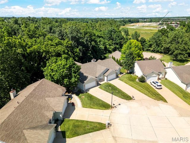 520 Woodview Meadows Court, Wentzville, MO 63385