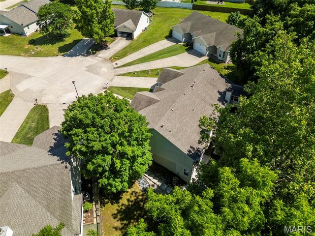 520 Woodview Meadows Court, Wentzville, MO 63385