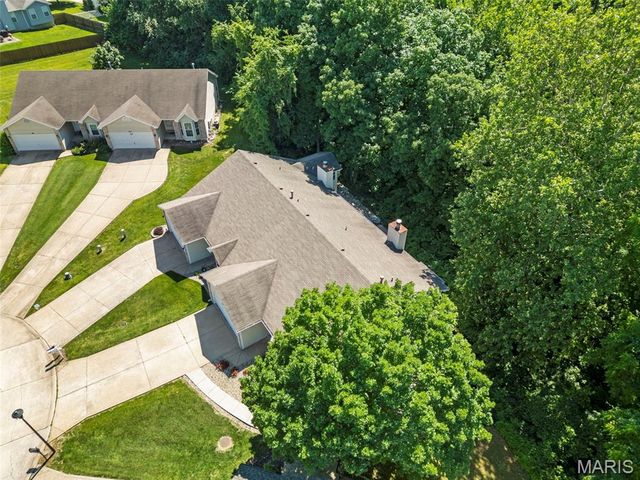 520 Woodview Meadows Court, Wentzville, MO 63385