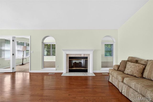 520 Woodview Meadows Court, Wentzville, MO 63385