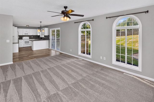 513 Park Street, Van Meter, IA 50261