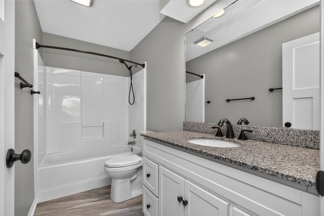 513 Park Street, Van Meter, IA 50261