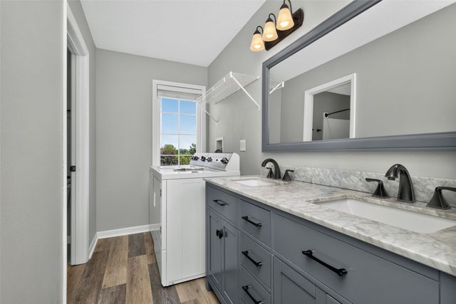 513 Park Street, Van Meter, IA 50261