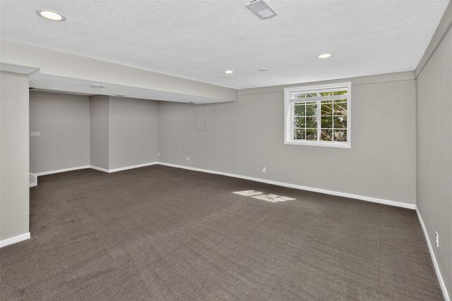 513 Park Street, Van Meter, IA 50261