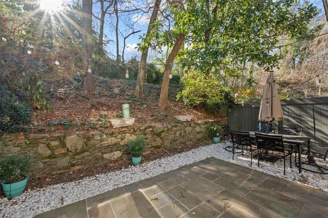 5120 Chemin De Vie, Atlanta, GA 30342