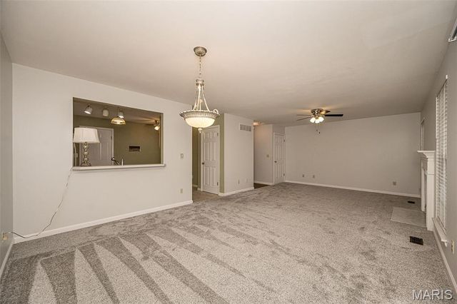 308 Kehrs Mill Bend Court, Ballwin, MO 63011