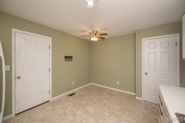 308 Kehrs Mill Bend Court, Ballwin, MO 63011