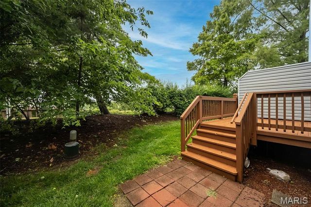 308 Kehrs Mill Bend Court, Ballwin, MO 63011