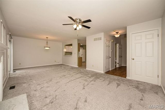 308 Kehrs Mill Bend Court, Ballwin, MO 63011