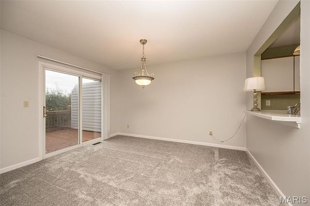 308 Kehrs Mill Bend Court, Ballwin, MO 63011
