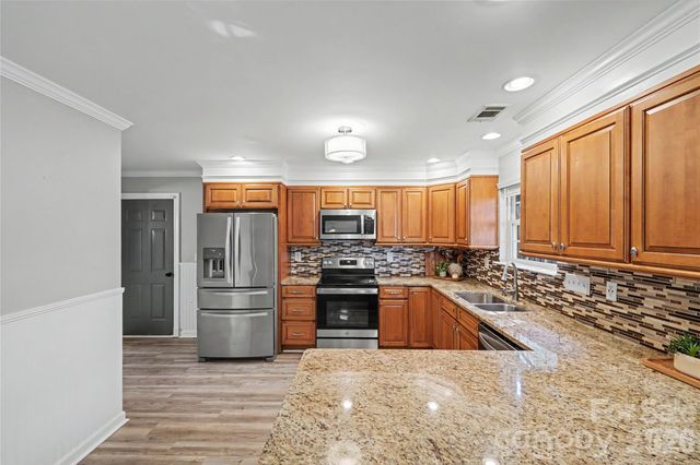 108 Madelia Place, Mooresville, NC 28115
