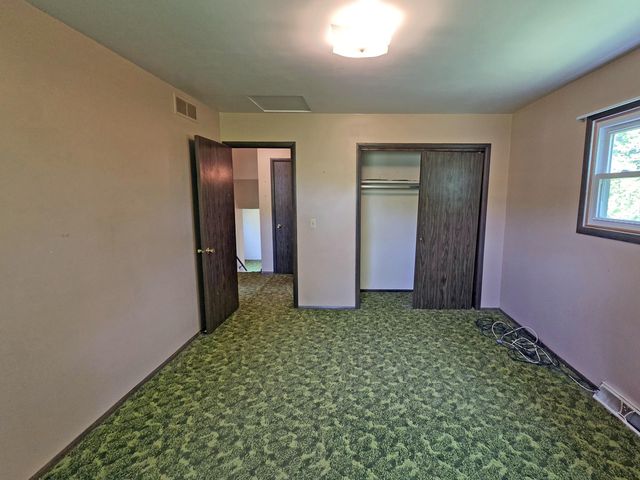 785 Aztec Court, Lowell, IN 46356