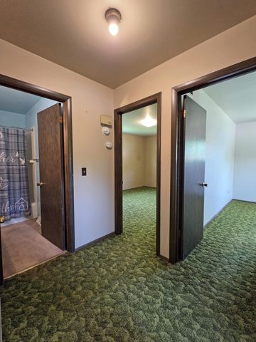 785 Aztec Court, Lowell, IN 46356