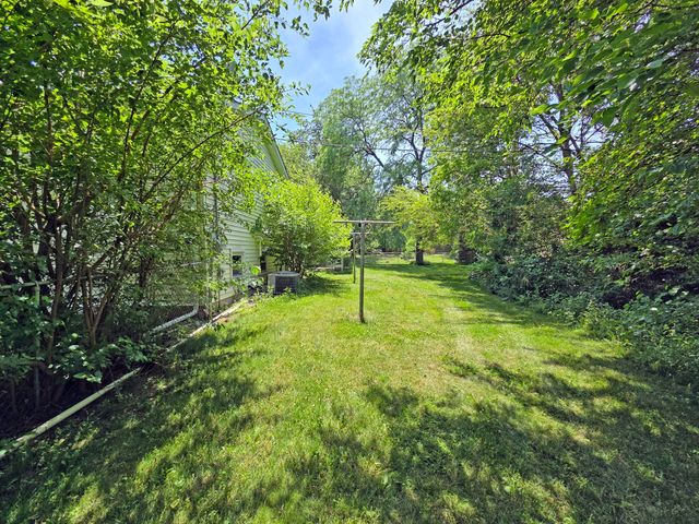 785 Aztec Court, Lowell, IN 46356