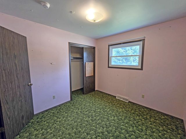 785 Aztec Court, Lowell, IN 46356