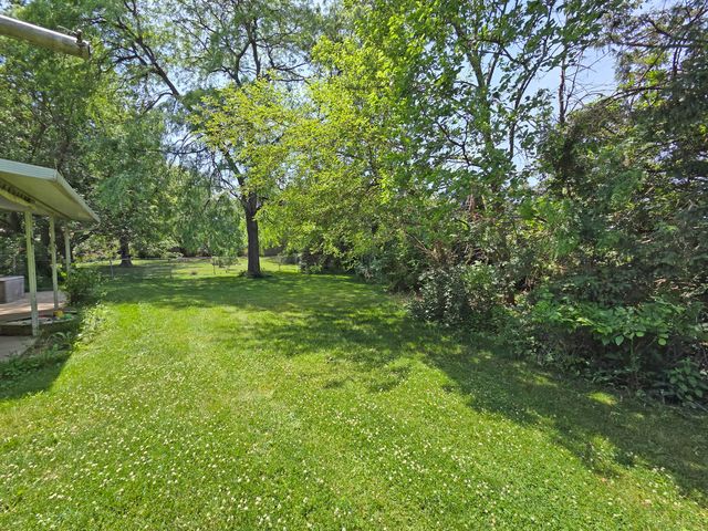 785 Aztec Court, Lowell, IN 46356