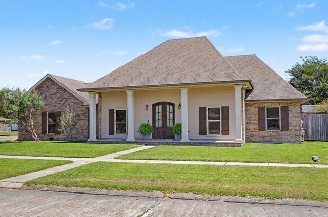 210 Chantilly Drive, Houma, LA 70360