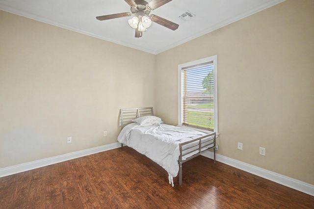 210 Chantilly Drive, Houma, LA 70360