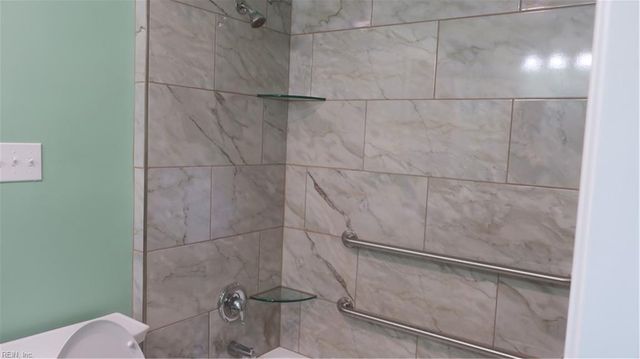 276 Harris Creek RD, Hampton, VA 23669