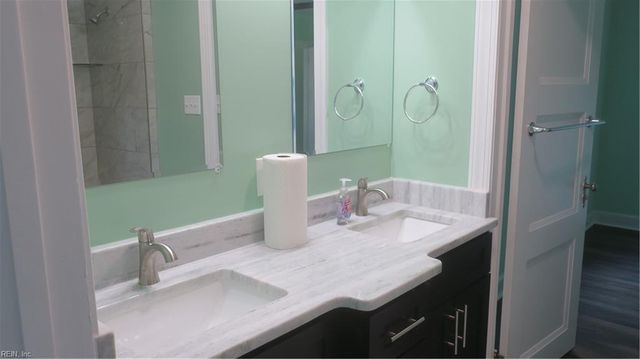 276 Harris Creek RD, Hampton, VA 23669
