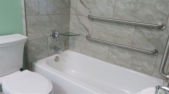 276 Harris Creek RD, Hampton, VA 23669