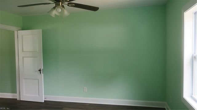 276 Harris Creek RD, Hampton, VA 23669