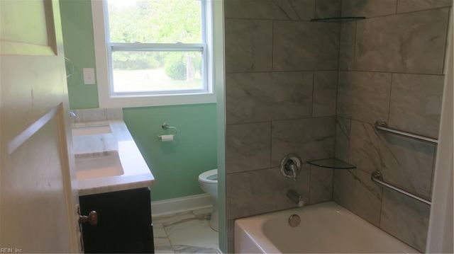 276 Harris Creek RD, Hampton, VA 23669