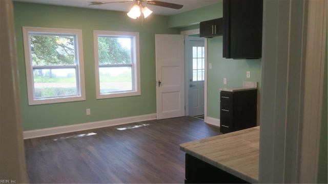 276 Harris Creek RD, Hampton, VA 23669