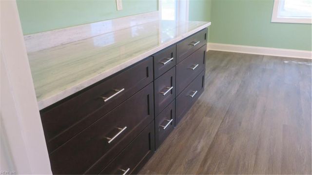 276 Harris Creek RD, Hampton, VA 23669
