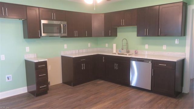 276 Harris Creek RD, Hampton, VA 23669