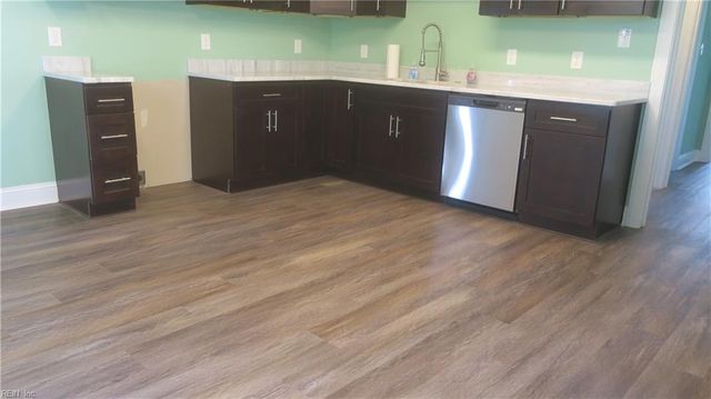 276 Harris Creek RD, Hampton, VA 23669