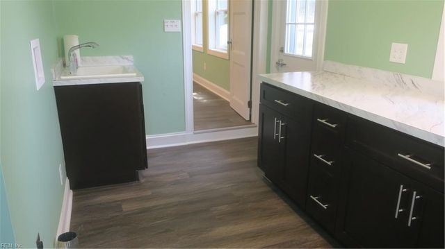 276 Harris Creek RD, Hampton, VA 23669