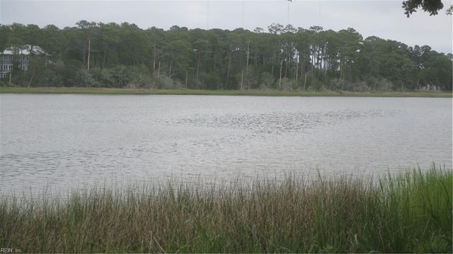 276 Harris Creek RD, Hampton, VA 23669