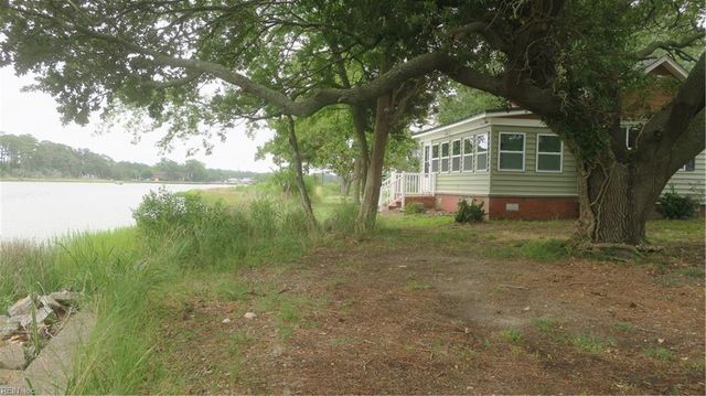 276 Harris Creek RD, Hampton, VA 23669