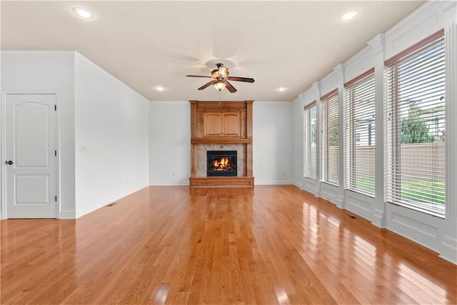 8804 SE 1st Street, Lee's Summit, MO 64064