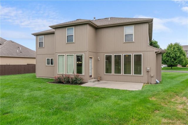 8804 SE 1st Street, Lee's Summit, MO 64064