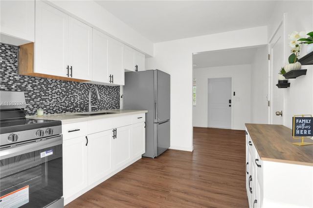 2760 NW 13th Ct, Fort Lauderdale, FL 33311