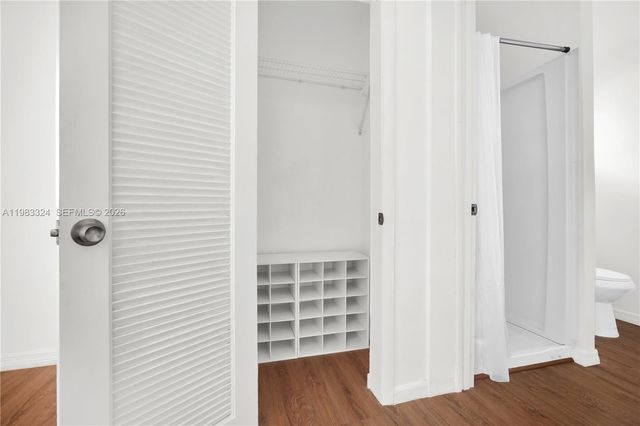 2760 NW 13th Ct, Fort Lauderdale, FL 33311