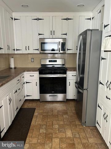 337 HIGHLAND AVE, Downingtown, PA 19335