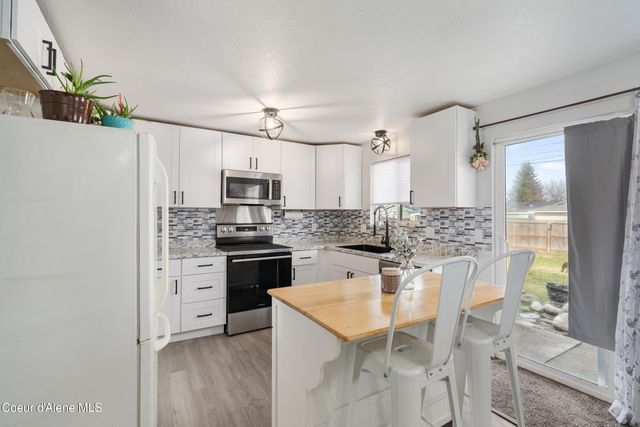 1609 E Park Ln, Post Falls, ID 83854