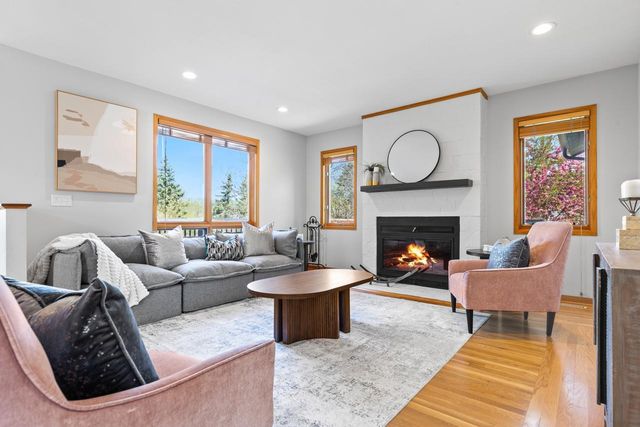 6315 Sequoia Circle, Eden Prairie, MN 55346