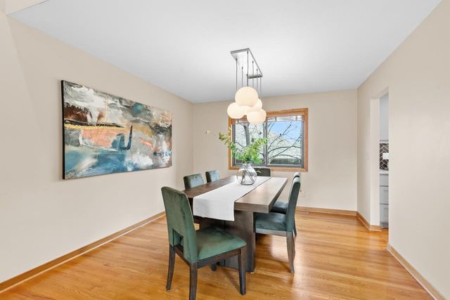 6315 Sequoia Circle, Eden Prairie, MN 55346