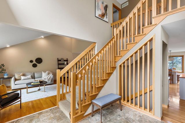6315 Sequoia Circle, Eden Prairie, MN 55346