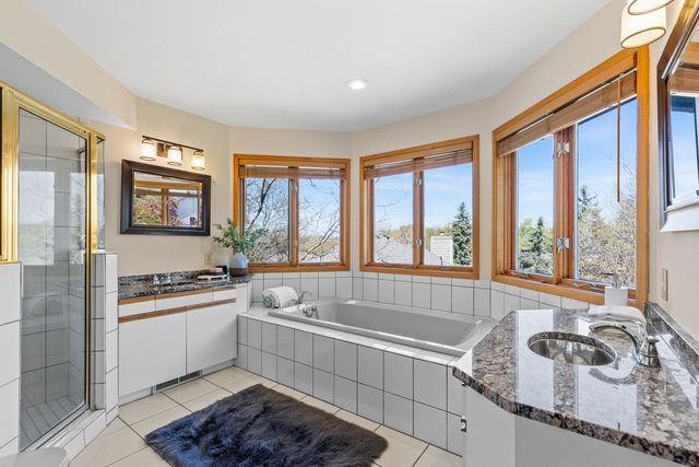 6315 Sequoia Circle, Eden Prairie, MN 55346
