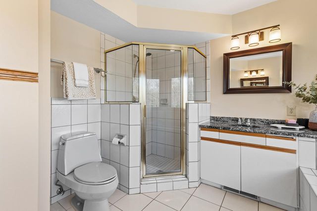 6315 Sequoia Circle, Eden Prairie, MN 55346