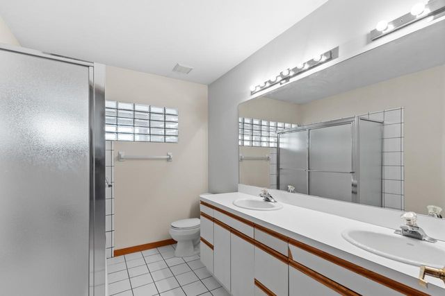 6315 Sequoia Circle, Eden Prairie, MN 55346
