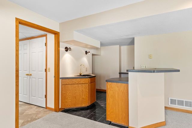 6315 Sequoia Circle, Eden Prairie, MN 55346