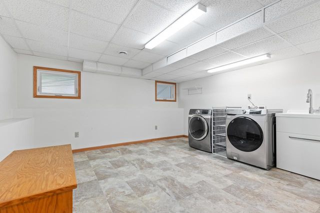 6315 Sequoia Circle, Eden Prairie, MN 55346